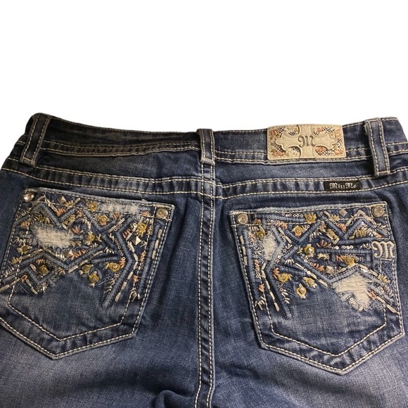 Reduced‼️Miss Me Jeans Size 31 Blue Distressed Rhinestone Sequin Capri Cropped - Picture 15 of 16